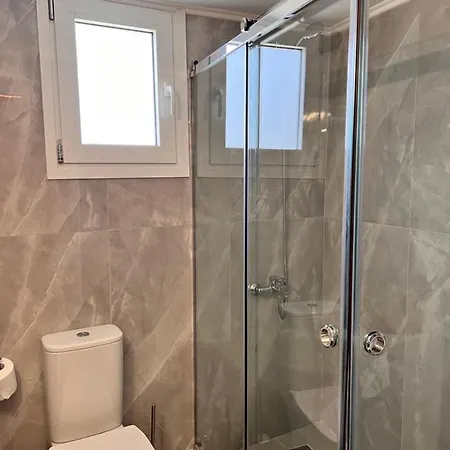 Fays Luxury By The Sea Apartment *