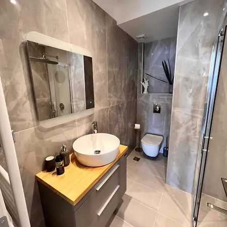 Fays Luxury By The Sea * Finikounta